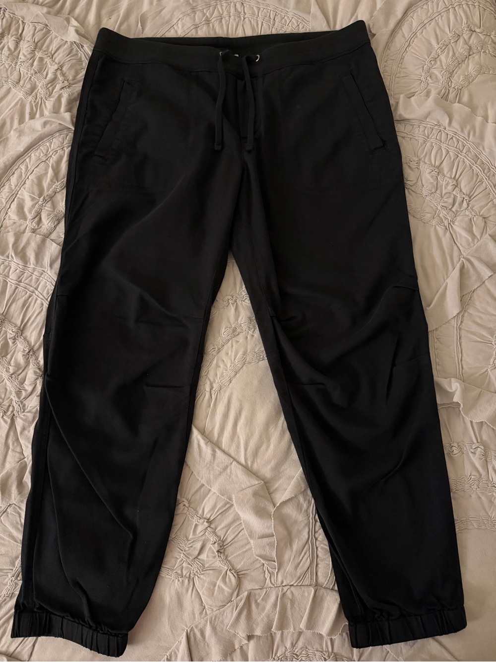 James Perse Women Joggers in Black